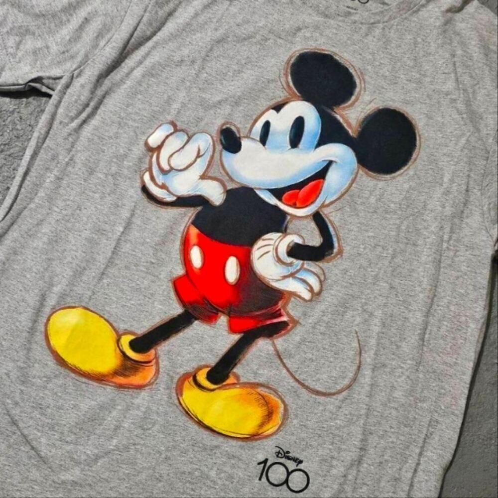Disney Mickey Mouse Unisex Short Sleeve Crew Neck Graphic T-shirt Sizes L and XL